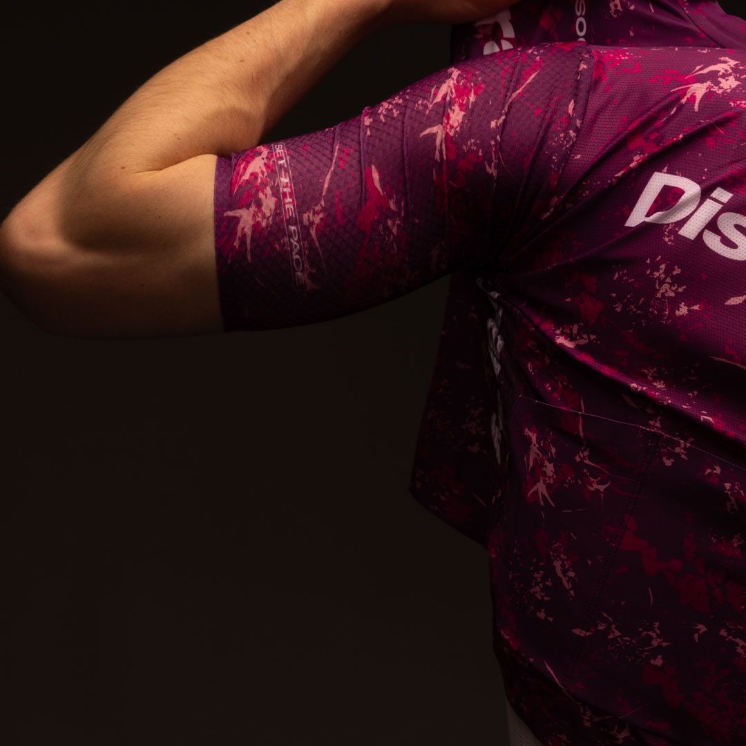 Disarray splice — shoulder and print, left half