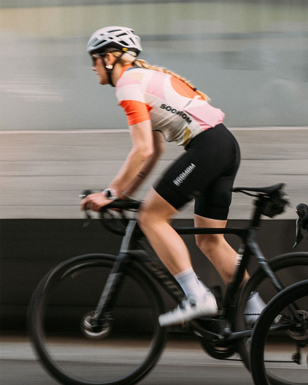 SpinSpin swipe — two riders in motion — slide 1